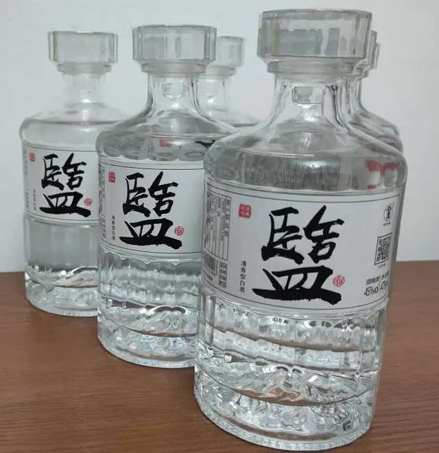 “半岛官网App下载”盬酒，一瓶靠谱的口粮酒(图2)