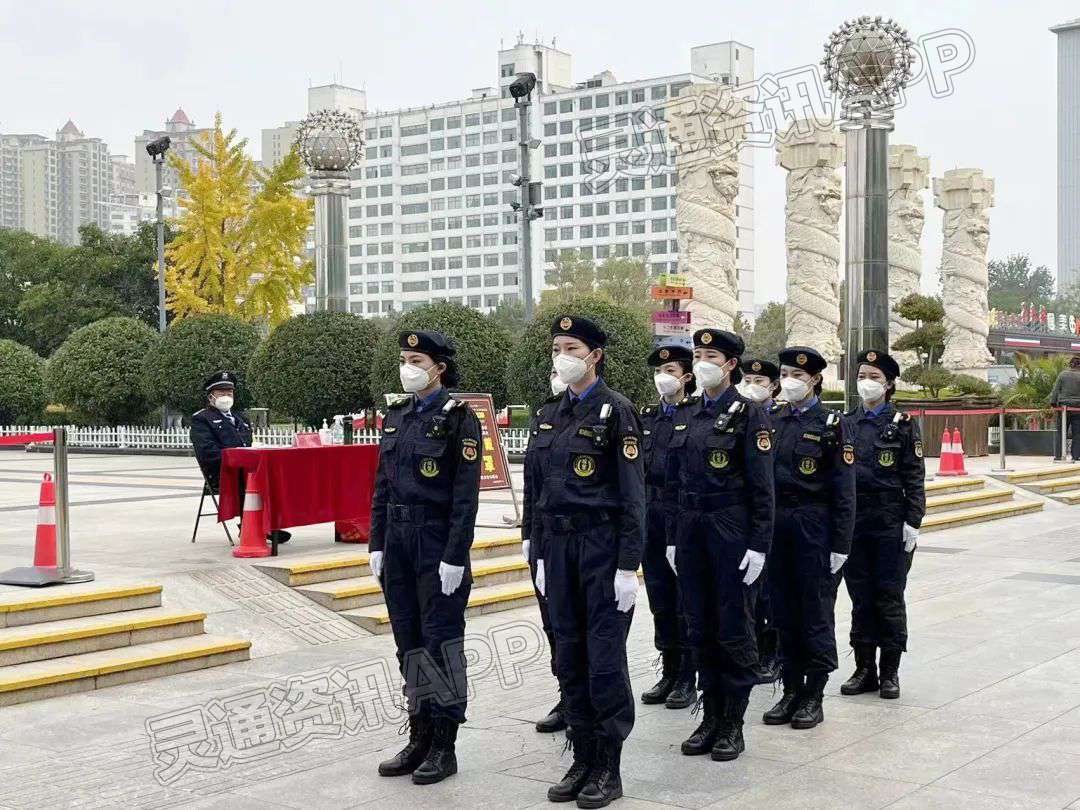 泛亚电竞官方入口_“空中+地面” 城市管理综合行政执法队女子中队助力常态...(图2)