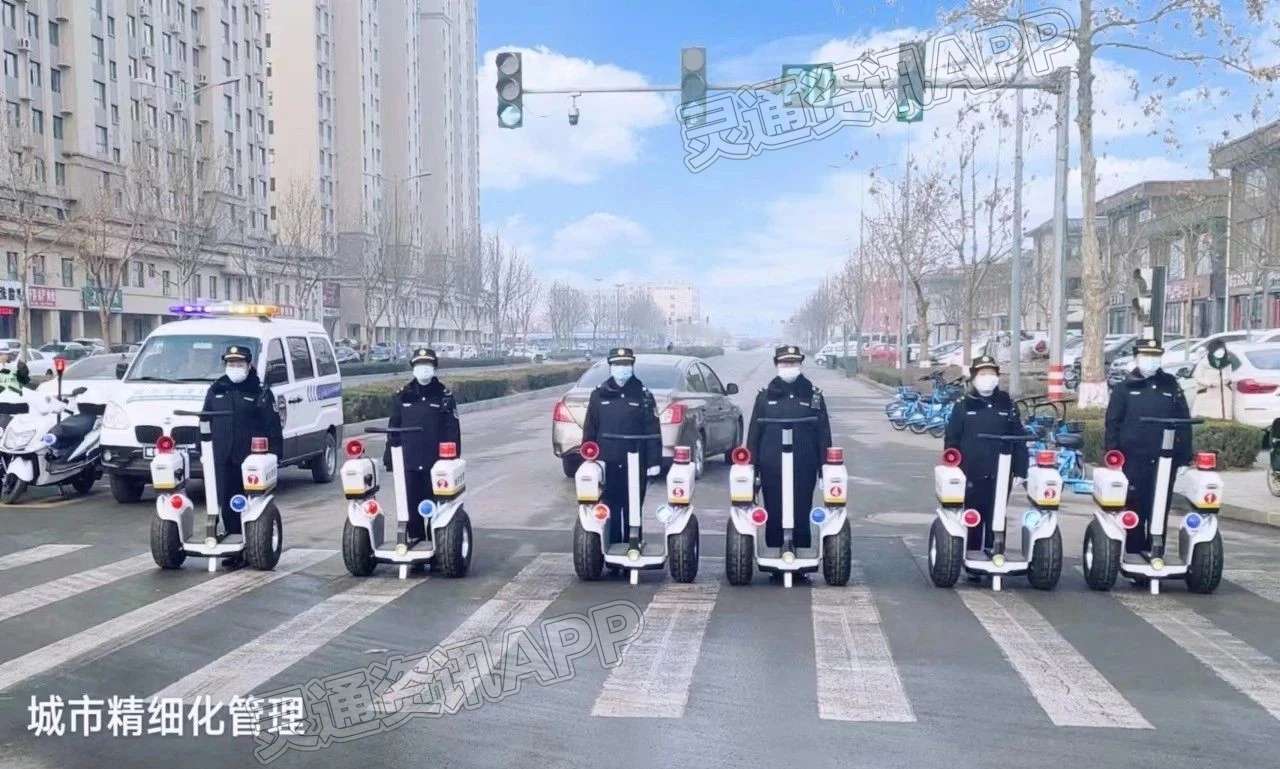 半岛彩票官方网站：临猗街头女子巡查中队 一道亮丽风景！