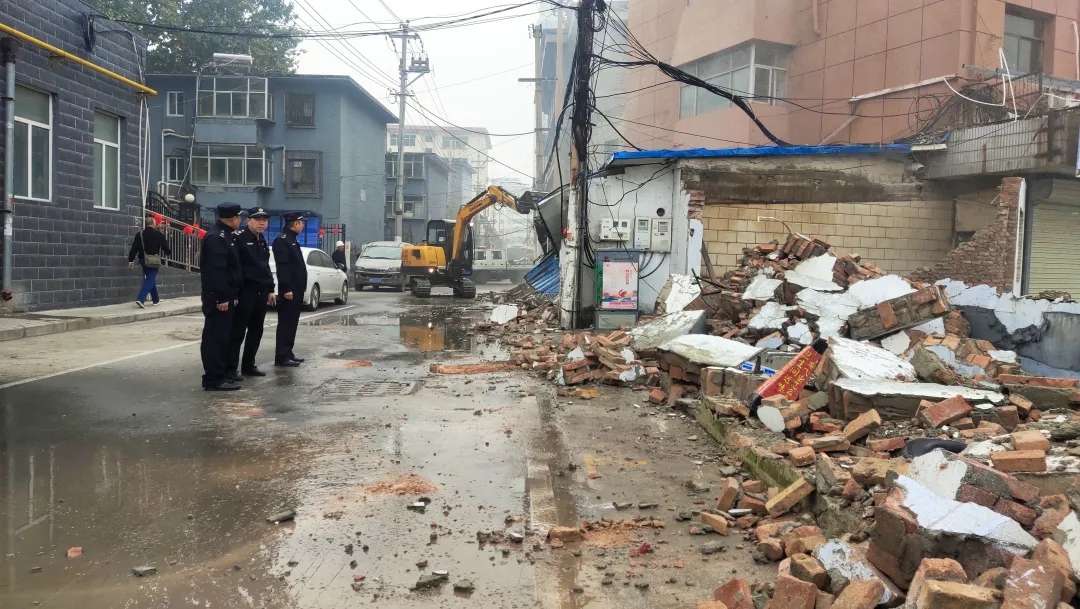 运城马路市场畅通专项整治开始！涉及河东夜市、凤凰路夜市、八一市场..........：半岛官方下载地址(图3)