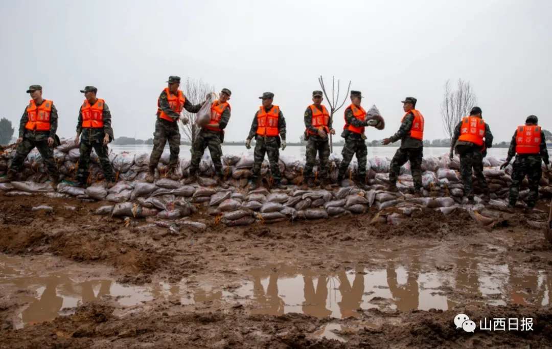 雷火电竞在线登录官网：汾河新绛段遭遇近40年来最大洪峰！汾河堤坝已加固加高13.7公里(图3)