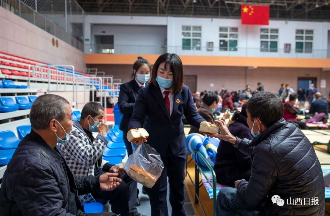 雷火电竞在线登录官网：汾河新绛段遭遇近40年来最大洪峰！汾河堤坝已加固加高13.7公里(图4)