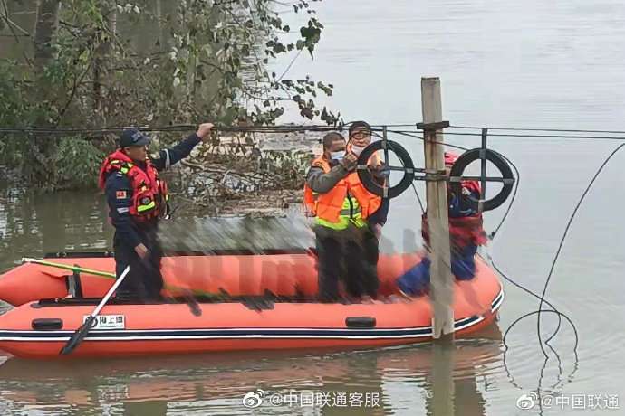 雷火电竞在线登录官网_河水决堤冲断光缆！运城联通守好通信防线(图1)