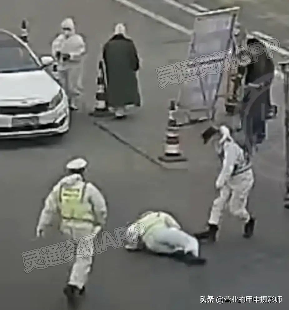 米乐娱乐官网_致敬一线英雄！运城高速路口，一执勤交警“累瘫”倒地！